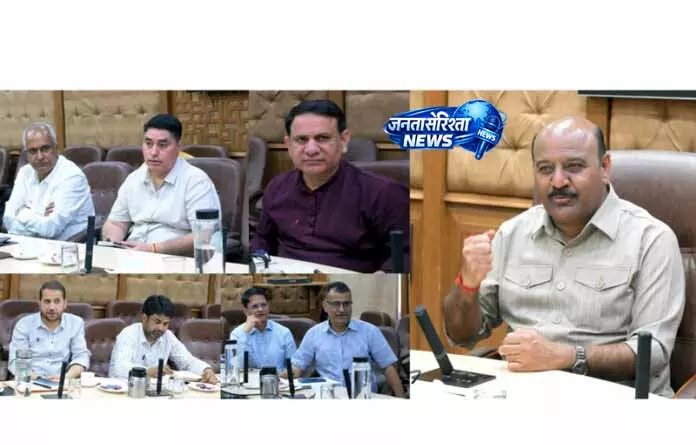 Jammu: निर्माण कार्य की गुणवत्ता और समयसीमा पर जोर Jammu: निर्माण कार्य की गुणवत्ता और समयसीमा पर जोर