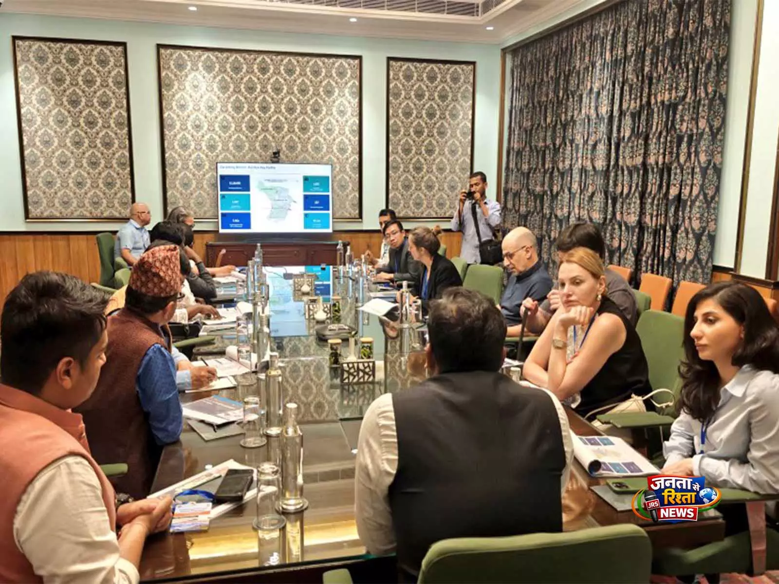इंटरनेशनल इलेक्शन विज़िटर्स प्रोग्राम - 2026 के लिए 13 प्रतिनिधि West Bengal पहुंचे इंटरनेशनल इलेक्शन विज़िटर्स प्रोग्राम - 2026 के लिए 13 प्रतिनिधि West Bengal पहुंचे