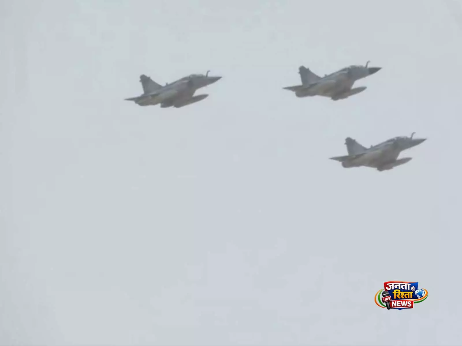 तैयारी की एक्सप्रेसवे: IAF के लड़ाकू विमानों ने पूर्वांचल एक्सप्रेसवे पर सटीक अभ्यास किया तैयारी की एक्सप्रेसवे: IAF के लड़ाकू विमानों ने पूर्वांचल एक्सप्रेसवे पर सटीक अभ्यास किया