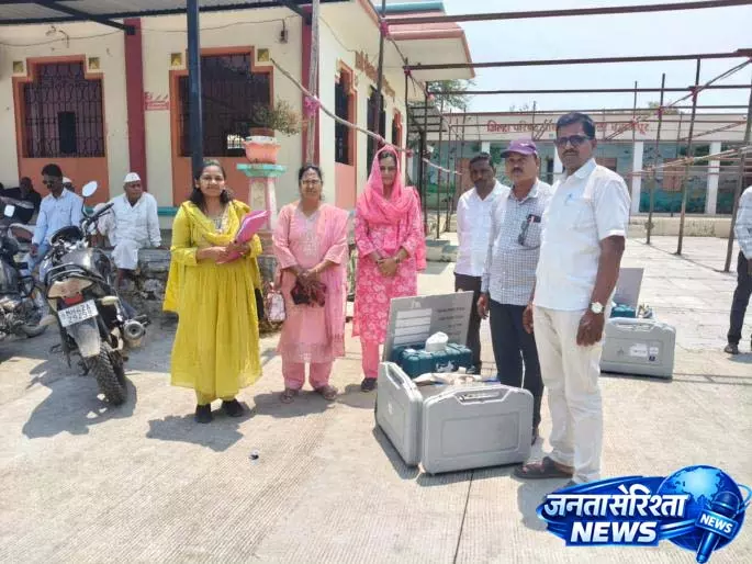 Baramati विधानसभा उपचुनाव: मतदान सामग्री बांटी गई, कल मतदान होगा Baramati विधानसभा उपचुनाव: मतदान सामग्री बांटी गई, कल मतदान होगा