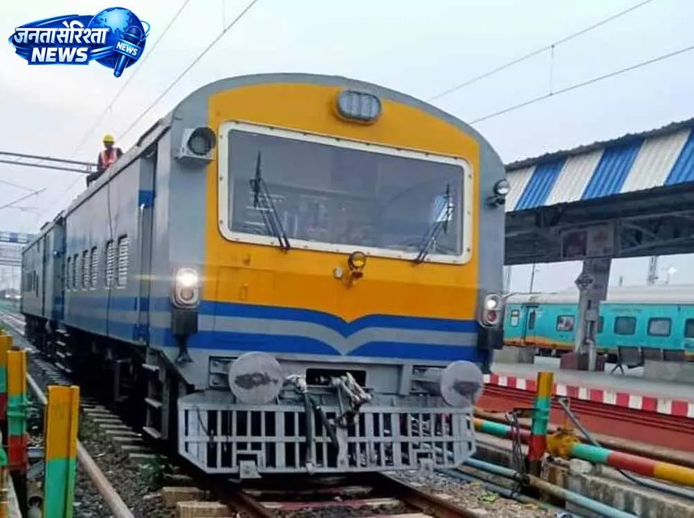 छुट्टियों के दौरान यात्रियों की सुविधा हेतु विशेष ट्रेनों का व्यापक संचालन छुट्टियों के दौरान यात्रियों की सुविधा हेतु विशेष ट्रेनों का व्यापक संचालन
