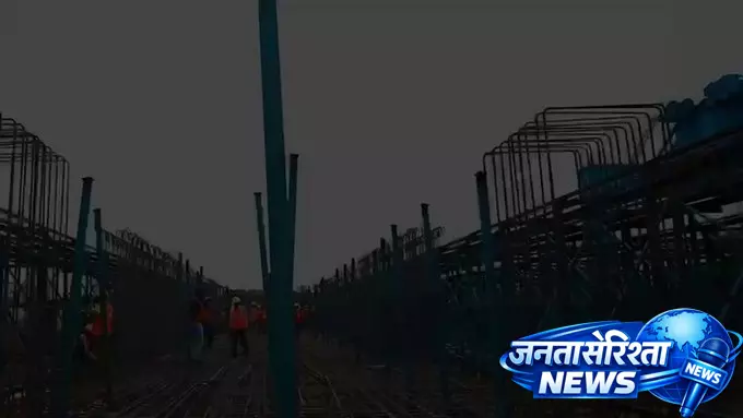 मुंबई-अहमदाबाद बुलेट ट्रेन प्रोजेक्ट में तेजी, वायाडक्ट पर ट्रैक बिछाने का काम जारी मुंबई-अहमदाबाद बुलेट ट्रेन प्रोजेक्ट में तेजी, वायाडक्ट पर ट्रैक बिछाने का काम जारी