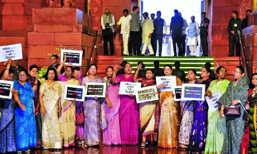महिला आरक्षण को रोकने की कीमत महिला आरक्षण को रोकने की कीमत