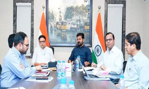 Hyderabad: रेवंत रेड्डी ने निवेशकों के लिए फास्ट-ट्रैक भूमि आवंटन का आदेश दिया Hyderabad: रेवंत रेड्डी ने निवेशकों के लिए फास्ट-ट्रैक भूमि आवंटन का आदेश दिया