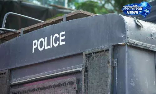 Faridabad महिला हत्या केस: नाले में शव फेंकने वाला आरोपी गिरफ्तार Faridabad महिला हत्या केस: नाले में शव फेंकने वाला आरोपी गिरफ्तार