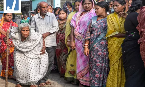 Vidhan Sabha Chunav 2026: पश्चिम बंगाल में सुबह 9 बजे तक 18.76 प्रतिशत मतदान हुआ, तमिलनाडु में 17 प्रतिशत से अधिक वोटिंग Vidhan Sabha Chunav 2026: पश्चिम बंगाल में सुबह 9 बजे तक 18.76 प्रतिशत मतदान हुआ, तमिलनाडु में 17 प्रतिशत से अधिक वोटिंग