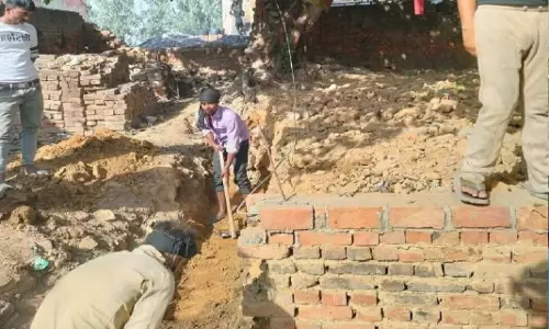 Shahjahanpur: आस्था से जुड़ा विवाद, ईंट भट्ठा मालिक पर लगे गंभीर आरोप