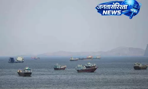 Hormuz Crisis, Iran ने भारत जा रहे जहाज पर कब्जा किया, फायरिंग की