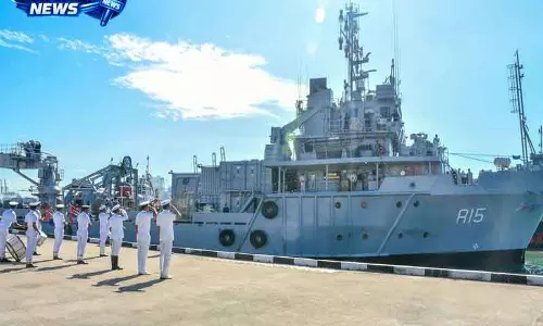 INS निरीक्षक भारत-Sri Lanka DIVEX 2026 के लिए कोलंबो पहुंचा INS निरीक्षक भारत-Sri Lanka DIVEX 2026 के लिए कोलंबो पहुंचा