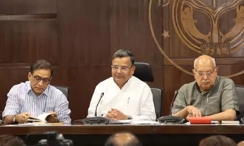 Lucknow: 24 से 26 अप्रैल तक ‘रश्मिरथी’ पर सांस्कृतिक कार्यक्रम Lucknow: 24 से 26 अप्रैल तक ‘रश्मिरथी’ पर सांस्कृतिक कार्यक्रम