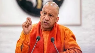 Lucknow: होमगार्ड भर्ती परीक्षा पर सीएम का सख्त संदेश Lucknow: होमगार्ड भर्ती परीक्षा पर सीएम का सख्त संदेश