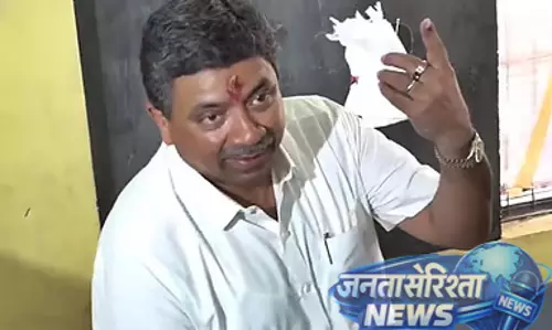 Tamil Nadu : मंत्री पलानीवेल त्यागराजन ने मतदान किया Tamil Nadu : मंत्री पलानीवेल त्यागराजन ने मतदान किया