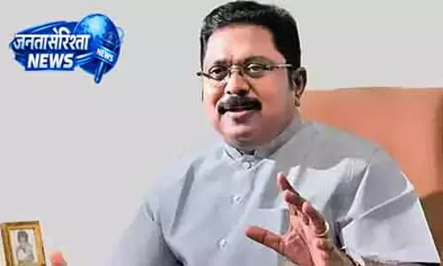 टी.टी.वी. दिनाकरन ने Chennai के दामोदरपुरम स्कूल बूथ पर वोट डाला