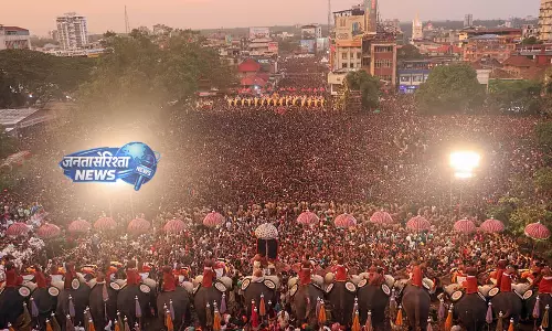 त्रिशूर पूरम पर आतिशबाजी नहीं होगी, Kudamattam का आकार छोटा किया जाएगा त्रिशूर पूरम पर आतिशबाजी नहीं होगी, Kudamattam का आकार छोटा किया जाएगा