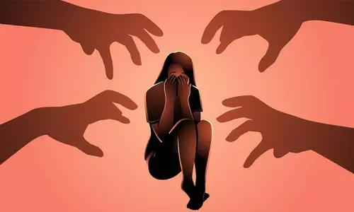 अस्पताल में लड़की से छेड़छाड़; 16 साल के लड़के के खिलाफ केस दर्ज अस्पताल में लड़की से छेड़छाड़; 16 साल के लड़के के खिलाफ केस दर्ज