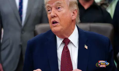 Trump ने जन्मसिद्ध नागरिकता को लेकर भारत और चीन पर निशाना साधने वाली आलोचना को रीपोस्ट किया