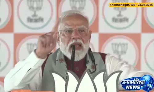 पश्चिम बंगाल में पहले चरण की वोटिंग तेज़; PM मोदी, BJP ने TMC की आलोचना की पश्चिम बंगाल में पहले चरण की वोटिंग तेज़; PM मोदी, BJP ने TMC की आलोचना की