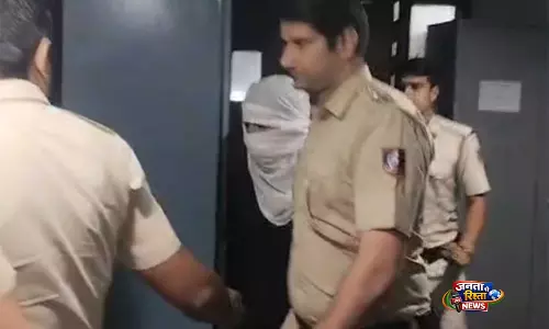 बेटी की हत्या मामले में आरोपी 4 दिन की हिरासत में बेटी की हत्या मामले में आरोपी 4 दिन की हिरासत में