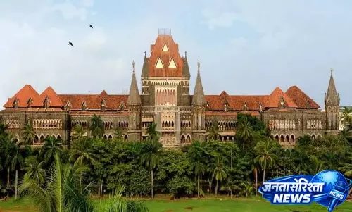 Malegaon 2006 ब्लास्ट केस रुका; HC ने ज़रूरी सबूतों को नज़रअंदाज़ करने के लिए NIA की आलोचना की Malegaon 2006 ब्लास्ट केस रुका; HC ने ज़रूरी सबूतों को नज़रअंदाज़ करने के लिए NIA की आलोचना की