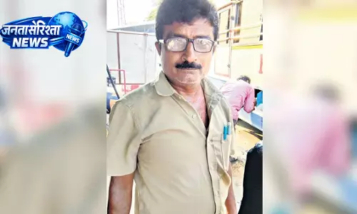 खम्मम में TGSRTC हड़ताली ड्राइवर की आत्महत्या की कोशिश, नरसंपेट में भी गंभीर घटना