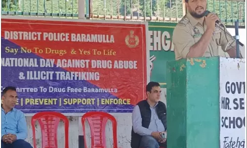 Baramulla: हायर सेकेंडरी स्कूल फतेहगढ़ में नशा विरोधी अभियान Baramulla: हायर सेकेंडरी स्कूल फतेहगढ़ में नशा विरोधी अभियान