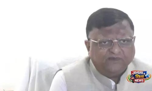 West Bengal में पहले चरण का मतदान शांतिपूर्ण, मतदाता बड़ी संख्या में पहुंचे West Bengal में पहले चरण का मतदान शांतिपूर्ण, मतदाता बड़ी संख्या में पहुंचे