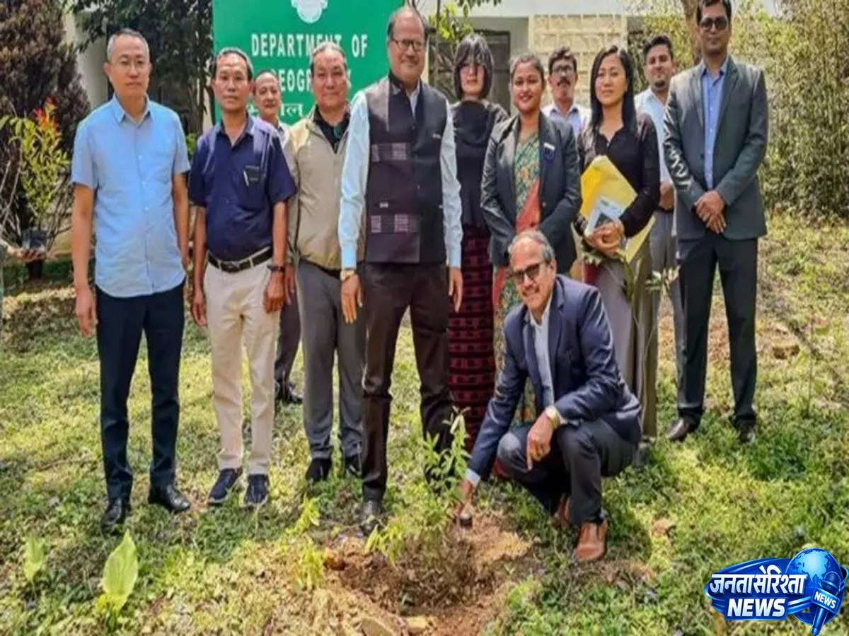 Nagaland : संस्थाओं ने जागरूकता अभियान और शपथ के साथ पृथ्वी दिवस मनाया Nagaland : संस्थाओं ने जागरूकता अभियान और शपथ के साथ पृथ्वी दिवस मनाया