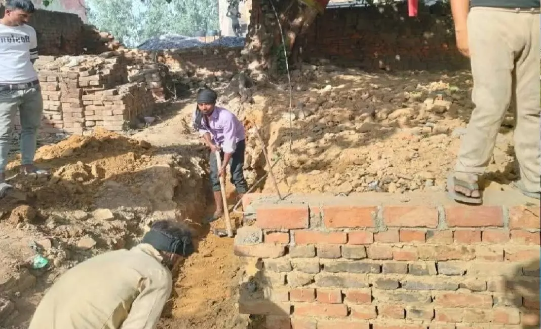 Shahjahanpur: आस्था से जुड़ा विवाद, ईंट भट्ठा मालिक पर लगे गंभीर आरोप Shahjahanpur: आस्था से जुड़ा विवाद, ईंट भट्ठा मालिक पर लगे गंभीर आरोप