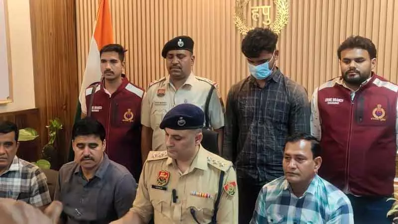 45 साल की महिला की हत्या, फरीदाबाद में प्रेमी और पिता गिरफ्तार 45 साल की महिला की हत्या, फरीदाबाद में प्रेमी और पिता गिरफ्तार