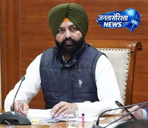 Punjab: पूर्व मंत्री के पिता की गिरफ्तारी से पहले जमानत रद्द Punjab: पूर्व मंत्री के पिता की गिरफ्तारी से पहले जमानत रद्द