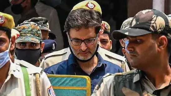 NIA ने Delhi HC से कहा: यासीन मलिक को नाम लेने से राहत नहीं मिल सकती NIA ने Delhi HC से कहा: यासीन मलिक को नाम लेने से राहत नहीं मिल सकती