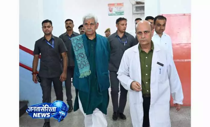 LG का GMC दौरा: स्वास्थ्य सुविधाओं और हादसे के मरीजों की समीक्षा LG का GMC दौरा: स्वास्थ्य सुविधाओं और हादसे के मरीजों की समीक्षा