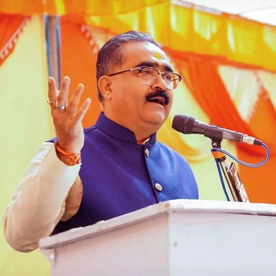 Dharamshala: कांग्रेस सरकार पर Bikram Thakur का बयान, नीतियों में अस्थिरता Dharamshala: कांग्रेस सरकार पर Bikram Thakur का बयान, नीतियों में अस्थिरता