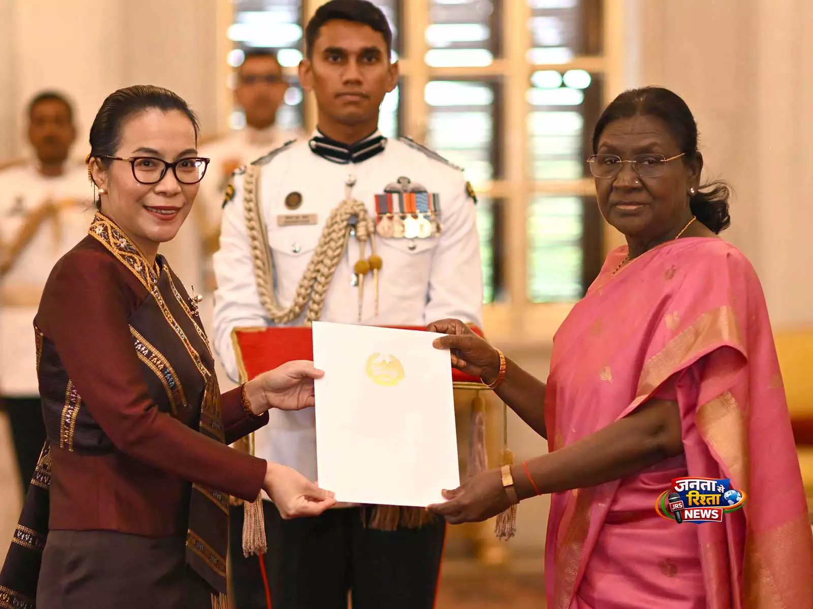 President द्रौपदी मुर्मू ने 4 देशों के दूतों के परिचय-पत्र स्वीकार किए President द्रौपदी मुर्मू ने 4 देशों के दूतों के परिचय-पत्र स्वीकार किए