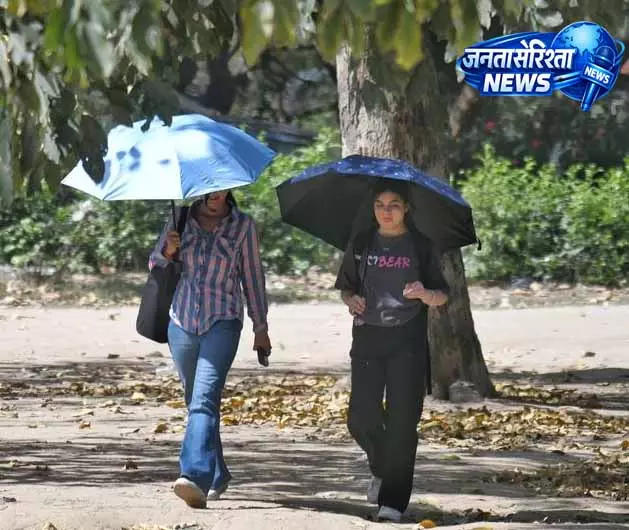 Ludhiana में तापमान 40°C के आसपास, स्वास्थ्य विभाग ने चेताया Ludhiana में तापमान 40°C के आसपास, स्वास्थ्य विभाग ने चेताया