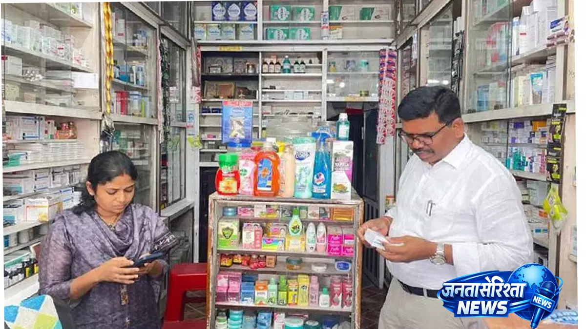 Telangana में वज़न घटाने वाली दवाओं की बिक्री में गड़बड़ी पर 75 मेडिकल दुकानों को नोटिस Telangana में वज़न घटाने वाली दवाओं की बिक्री में गड़बड़ी पर 75 मेडिकल दुकानों को नोटिस