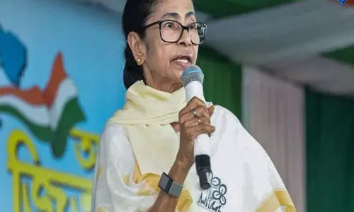 West Bengal: पहले चरण के मतदान के बाद ममता बनर्जी का दावा—टीएमसी बढ़त में West Bengal: पहले चरण के मतदान के बाद ममता बनर्जी का दावा—टीएमसी बढ़त में