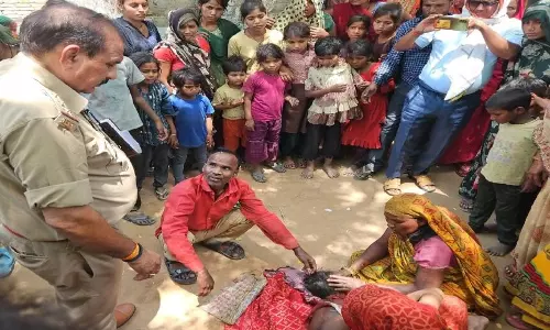 Farrukhabad: सड़क हादसे में 4 साल के बच्चे की जान गई, बोलेरो चालक फरार