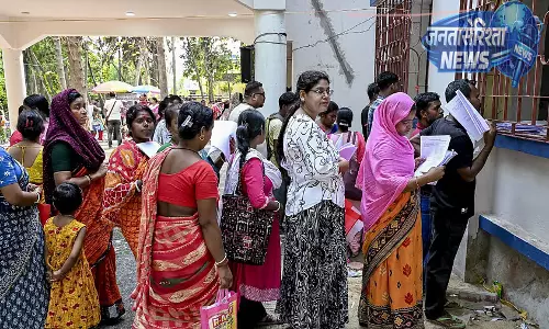एंटी-SIR कन्वेंशन ने कर्नाटक सरकार से वोटरों के अधिकारों की रक्षा करने की अपील की एंटी-SIR कन्वेंशन ने कर्नाटक सरकार से वोटरों के अधिकारों की रक्षा करने की अपील की
