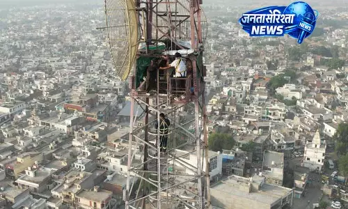 Patiala का 400 फीट टावर धरना समाप्त, पंजाब सरकार की पहल से मिली सफलता Patiala का 400 फीट टावर धरना समाप्त, पंजाब सरकार की पहल से मिली सफलता