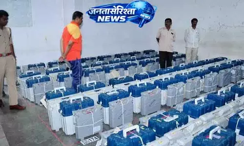 Chennai में EVM स्ट्रॉन्ग रूम के लिए चार-लेवल की सुरक्षा व्यवस्था
