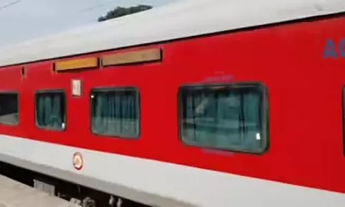 सीएसएमटी-खड़गपुर के मध्य 1 ट्रिप के लिए समर स्पेशल ट्रेन का परिचालन सीएसएमटी-खड़गपुर के मध्य 1 ट्रिप के लिए समर स्पेशल ट्रेन का परिचालन