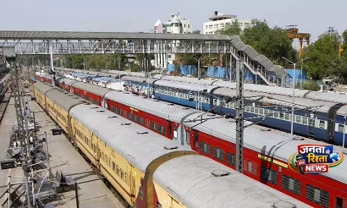 Indian Railways भीड़ कम करने और कनेक्टिविटी बेहतर करने के लिए चलाएगा18,262 समर स्पेशल ट्रेन ट्रिप