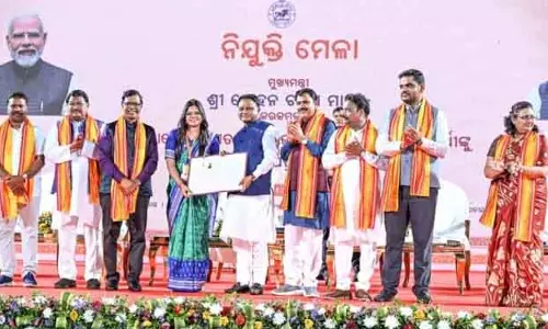 Bhubaneswar मुख्यमंत्री मोहन चरण माझी ने 4,623 नियुक्ति पत्र बांटे