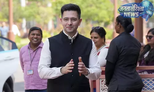 राघव चड्ढा के AAP छोड़ने और BJP में शामिल होने के दावे से सियासी हलचल