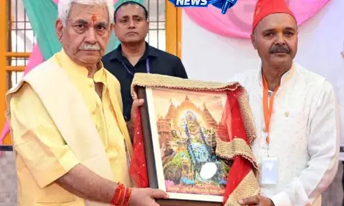LG ने चंडी माता मंदिर स्थापना दिवस पर दिखाई उपस्थिति LG ने चंडी माता मंदिर स्थापना दिवस पर दिखाई उपस्थिति