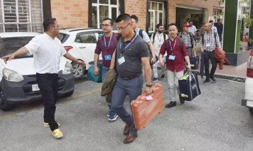 sikkim: DPH म्युनिसिपल वार्ड के लिए आज वोटिंग होगी sikkim: DPH म्युनिसिपल वार्ड के लिए आज वोटिंग होगी