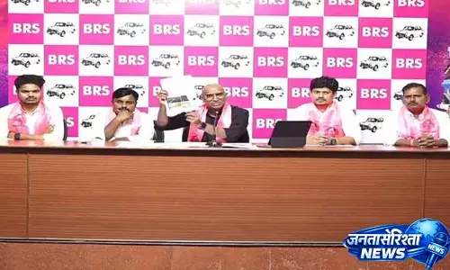 रेवंत रेड्डी गृह मंत्रालय की ज़िम्मेदारी संभालने के काबिल नहीं हैं: RS Praveen Kumar रेवंत रेड्डी गृह मंत्रालय की ज़िम्मेदारी संभालने के काबिल नहीं हैं: RS Praveen Kumar