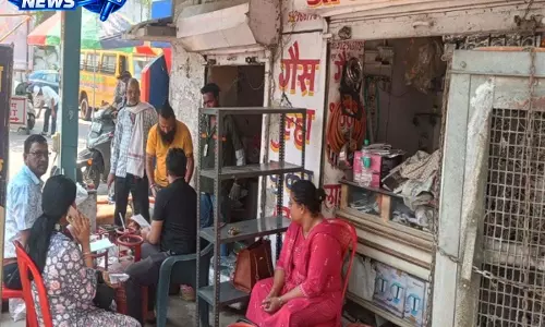 CG: LPG सिलेंडरों की ब्लैक मार्केटिंग पर बड़ी कार्रवाई, 54 सिलेंडर जब्त CG: LPG सिलेंडरों की ब्लैक मार्केटिंग पर बड़ी कार्रवाई, 54 सिलेंडर जब्त