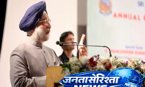 दिल्ली के उपराज्यपाल ने छात्रों से डिजिटल युग में बदलाव के सूत्रधार बनने का आह्वान किया